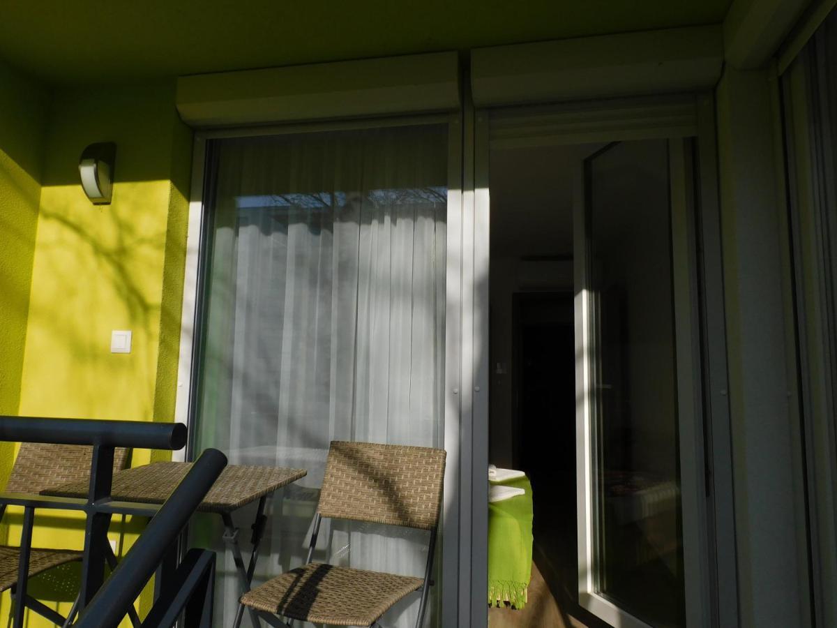 Katamaran Lägenhet Siófok Exteriör bild