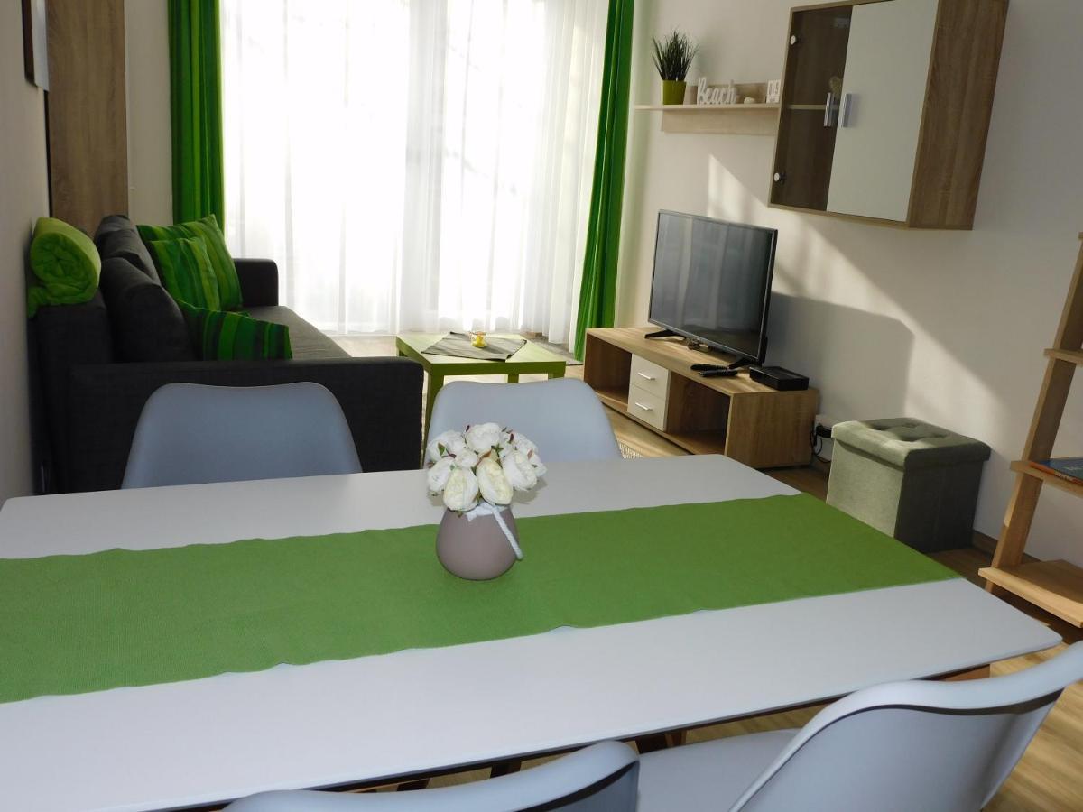 Katamaran Lägenhet Siófok Exteriör bild