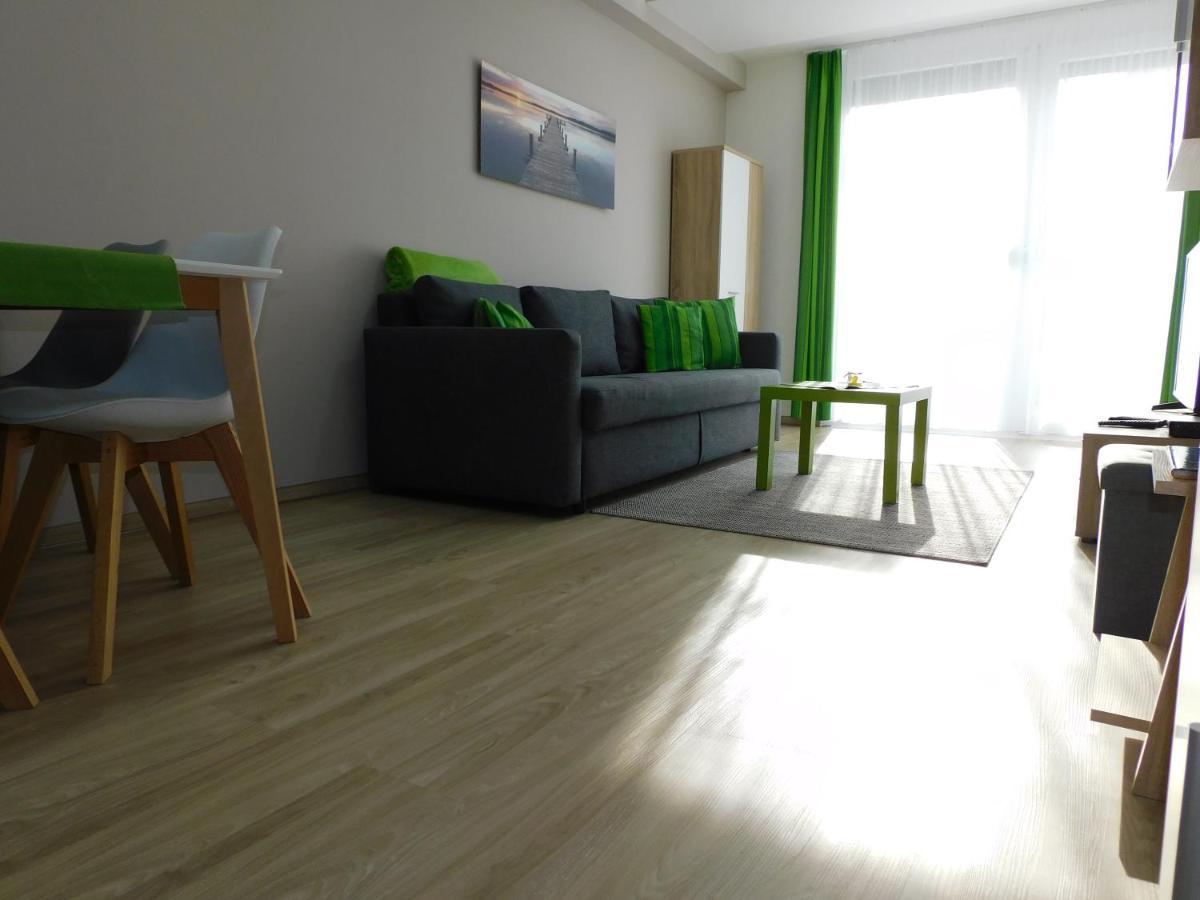 Katamaran Lägenhet Siófok Exteriör bild
